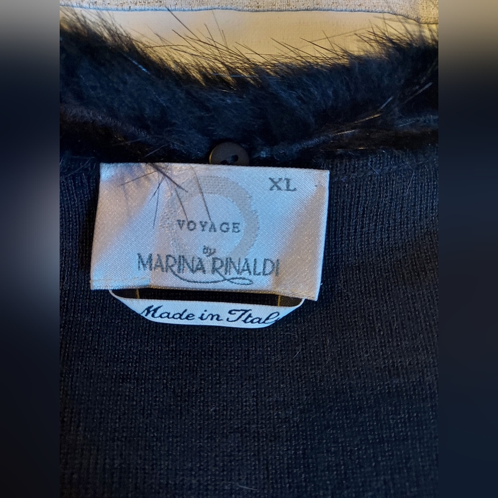 Marina Rinaldi Vintage Black Top with Beaver Fur Removable Trim - Picture 3 of 9